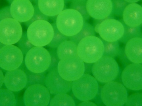 Fluorescent Green Polyethylene Microspheres 1.015g/cc - 355um to 500um (0.5mm)