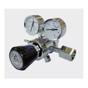 Precision pressure reducing valve